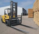 9,000 lbs. Rough Terrain Forklift Rental