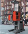 2011 Linde Order Picker